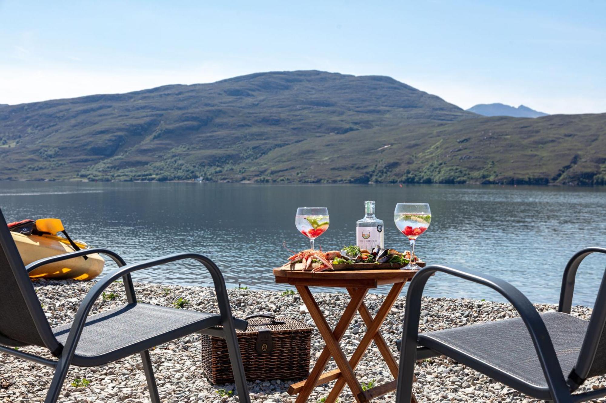 The Wreck - Lochside Cottage Dog Friendly Ullapool Eksteriør billede